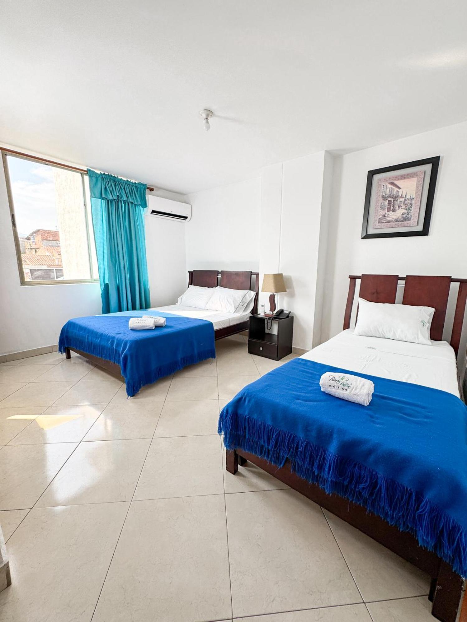 Hotel Puerto Bahia San Gil Buitenkant foto