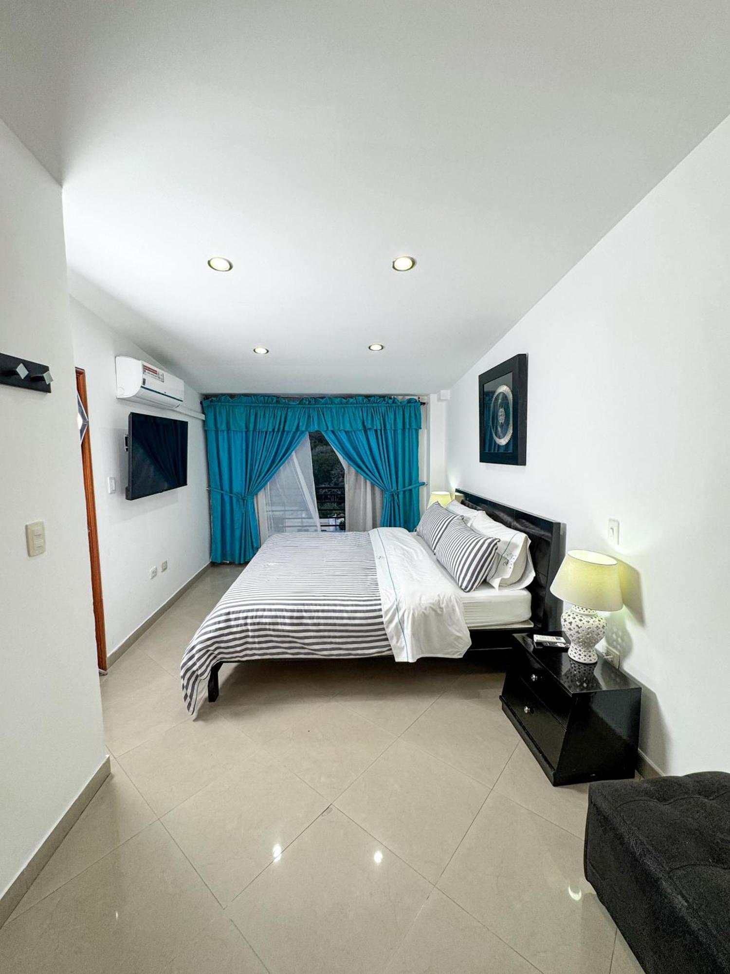 Hotel Puerto Bahia San Gil Buitenkant foto