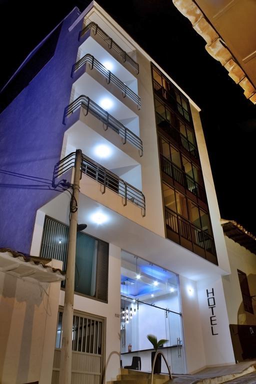 Hotel Puerto Bahia San Gil Buitenkant foto